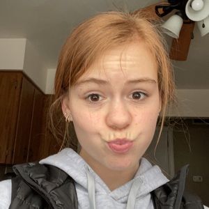 Meet your Posher, Brianna